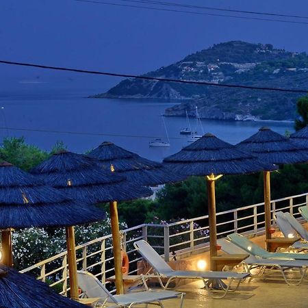 Hotel Magda Agia Marina  Экстерьер фото