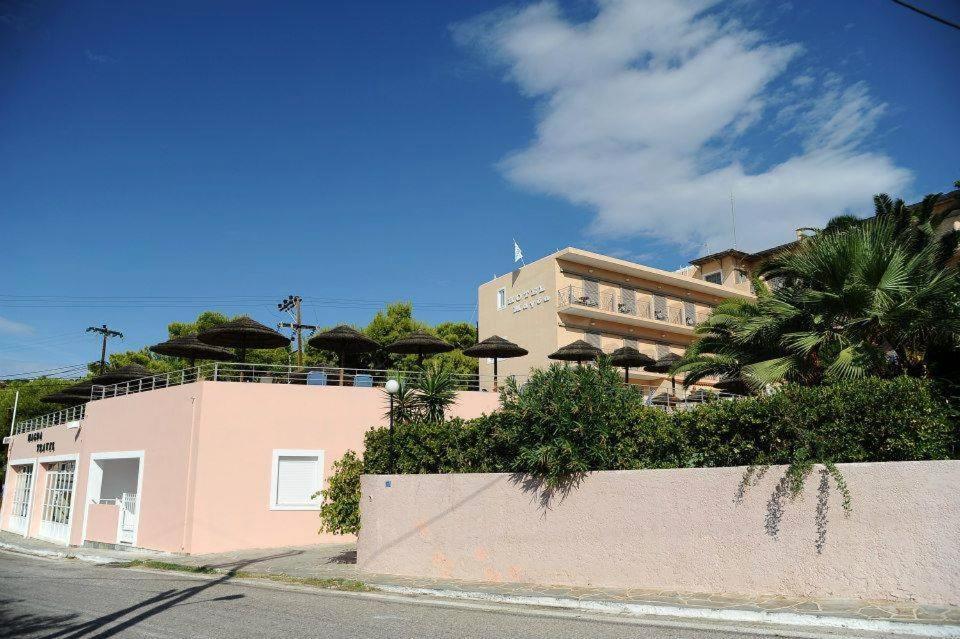 Hotel Magda Agia Marina  Экстерьер фото