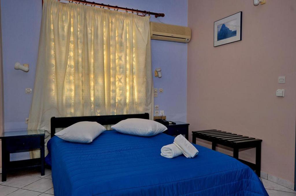 Hotel Magda Agia Marina  Экстерьер фото