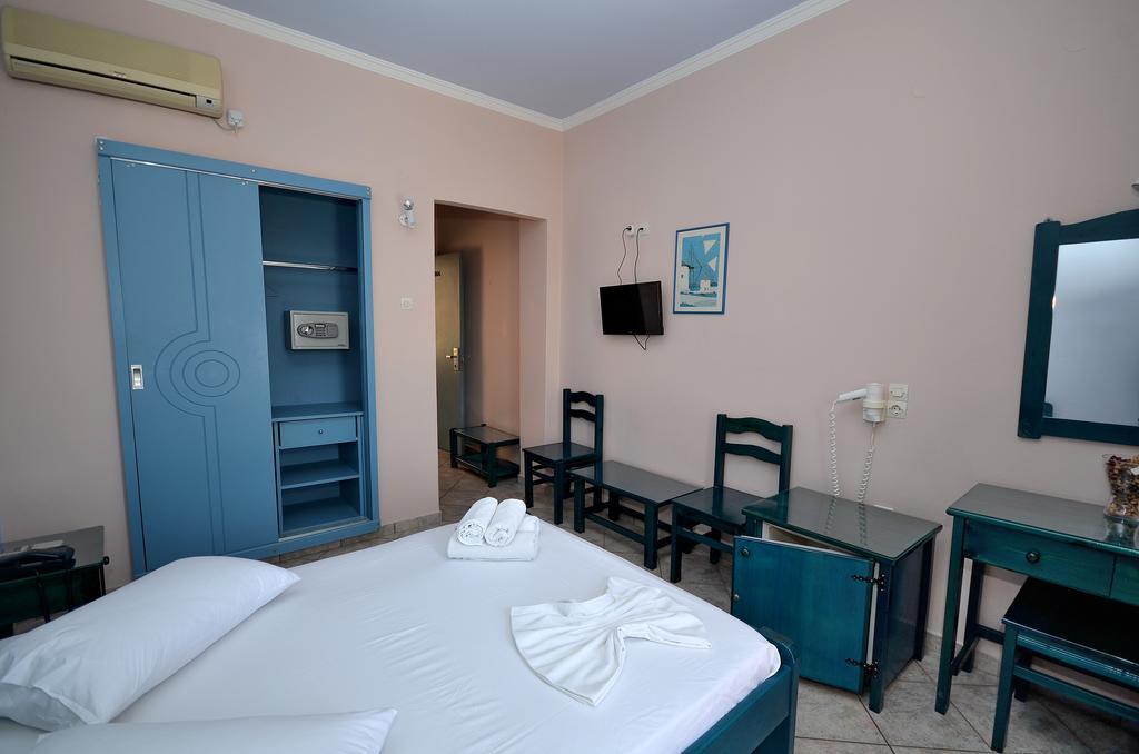 Hotel Magda Agia Marina  Экстерьер фото
