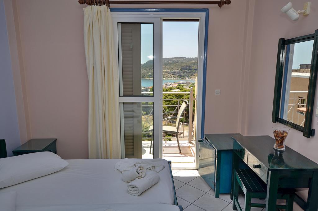 Hotel Magda Agia Marina  Экстерьер фото